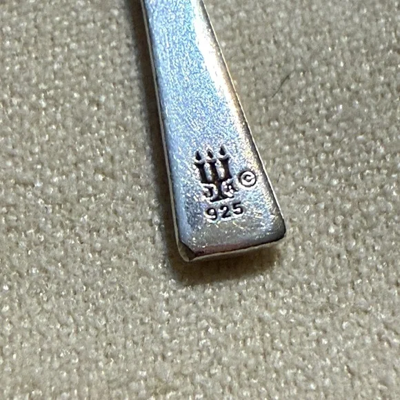 Retired James Avery Sterling Silver Descending Dove Serenity Cross Pendant EUC - Picture 4 of 14